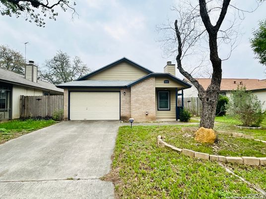 Attached, Exterior, Facade, Brick Facade, Ranch