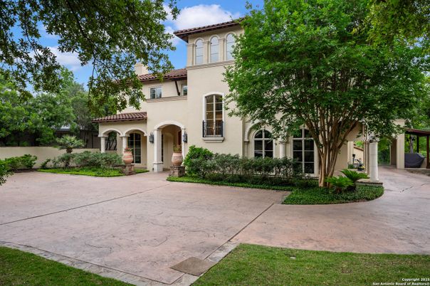 Backyard, Exterior, Facade, Mediterranean