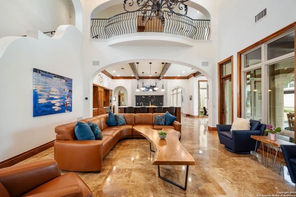 Interior, Kitchen, Living room, Pendant Lights, Recessed Lighting, Wooden Beams