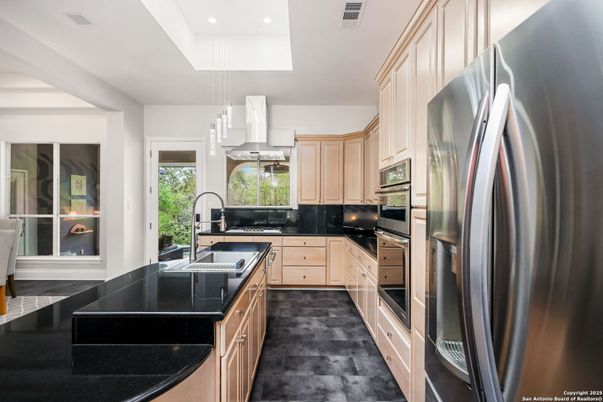 Interior, Kitchen, Pendant Lights, Recessed Lighting, Stainless Steel Appliances