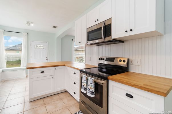 Interior, Kitchen, Stainless Steel Appliances