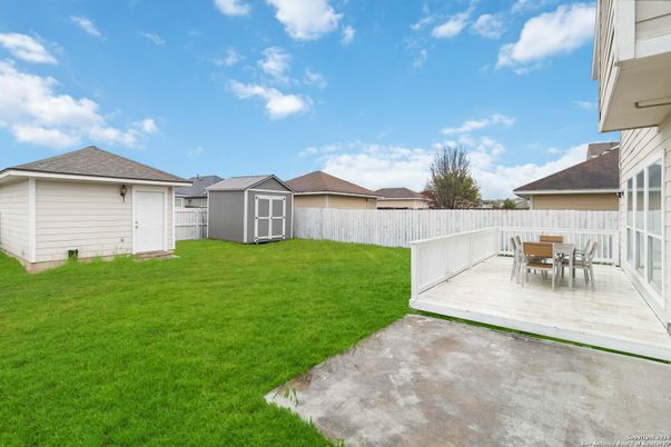 Backyard, Exterior