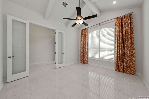Empty room, Interior, Marble, Recessed Lighting