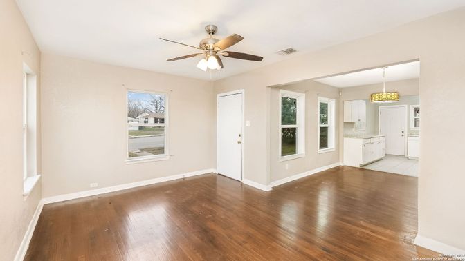 Empty room, Interior, Kitchen, Pendant Lights, Wood Texture Flooring