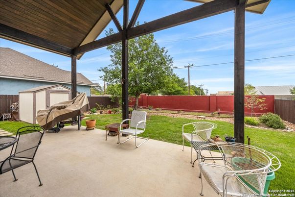 Backyard, Exterior