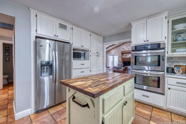Interior, Kitchen, Stainless Steel Appliances
