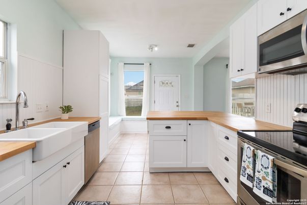 Interior, Kitchen, Stainless Steel Appliances