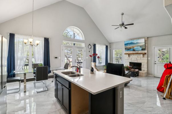 Dining room, Fireplace, Interior, Kitchen, Marble, Pendant Lights