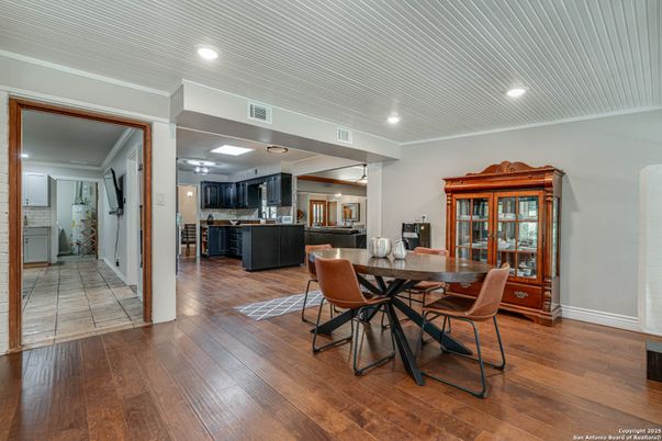 Dining room, Interior, Kitchen, Recessed Lighting, Wood Texture Flooring