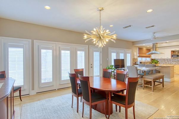 Dining room, Interior, Kitchen, Pendant Lights, Recessed Lighting, Wood Texture Flooring