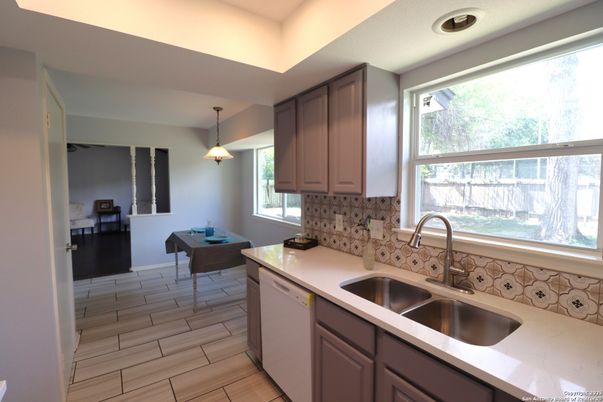 Interior, Kitchen, Pendant Lights