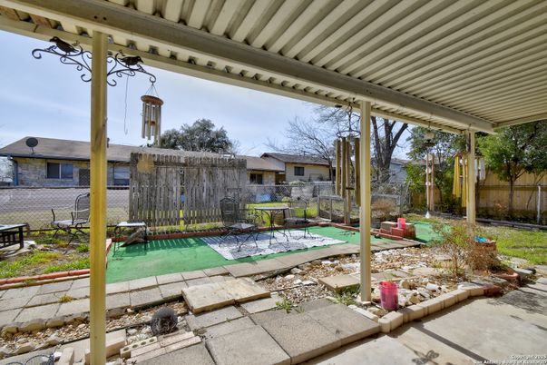 Backyard, Exterior
