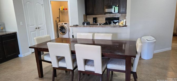 Dining room, Interior, Washer