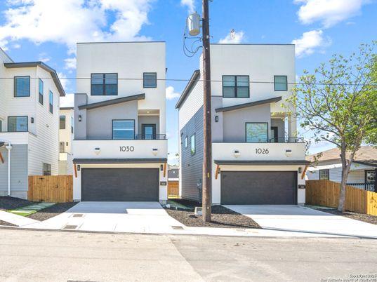 Attached, Exterior, Facade, Modern