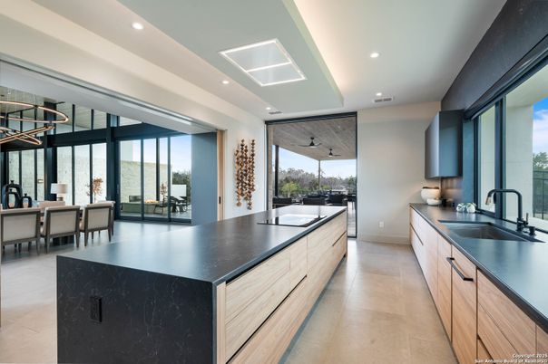 Dining room, Interior, Kitchen, Recessed Lighting