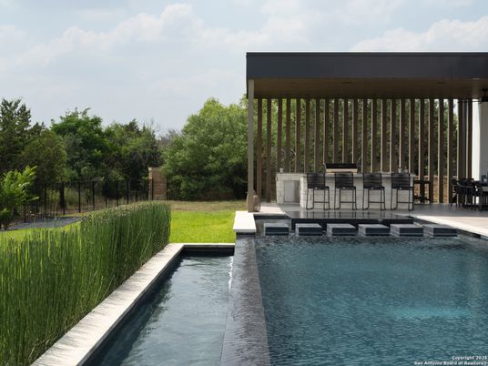 Exterior, Lake, Pool