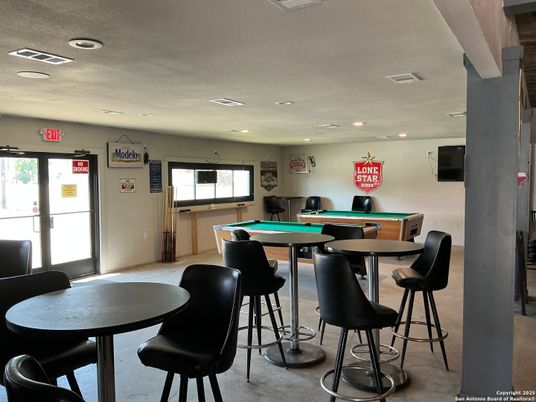Billiard Table, Game Room, Interior, Recessed Lighting