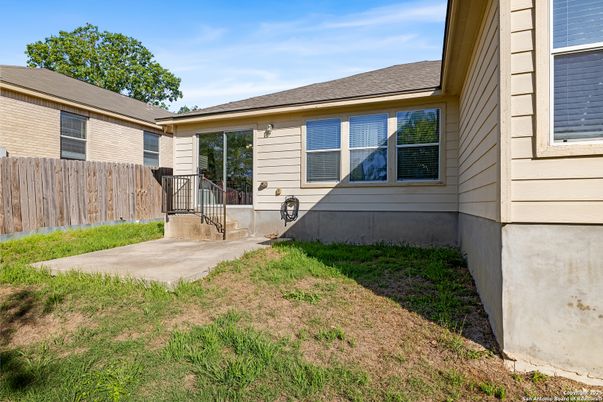 Backyard, Exterior