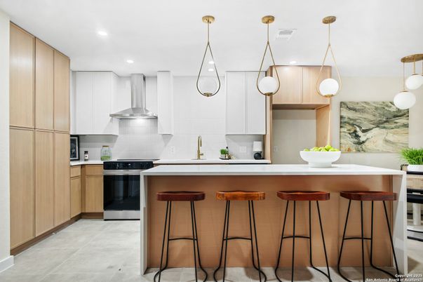 Interior, Kitchen, Pendant Lights, Recessed Lighting, Stainless Steel Appliances