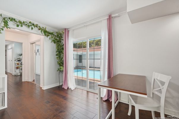 Dining room, Interior, Wood Texture Flooring
