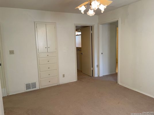 Chandelier, Empty room, Interior