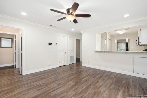 Empty room, Interior, Recessed Lighting, Wood Texture Flooring