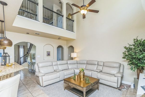Interior, Living room, Pendant Lights