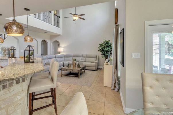 Interior, Living room, Pendant Lights