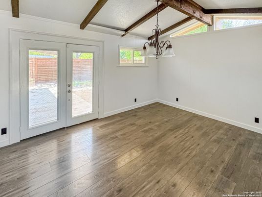 Chandelier, Empty room, Interior, Wooden Beams, Wood Texture Flooring