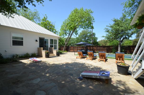 Backyard, Exterior