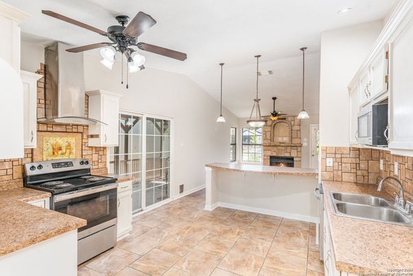 Fireplace, Interior, Kitchen, Pendant Lights, Recessed Lighting