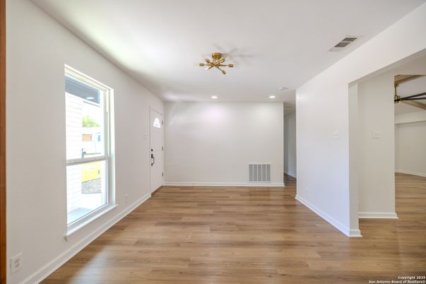 Empty room, Interior, Recessed Lighting, Wood Texture Flooring