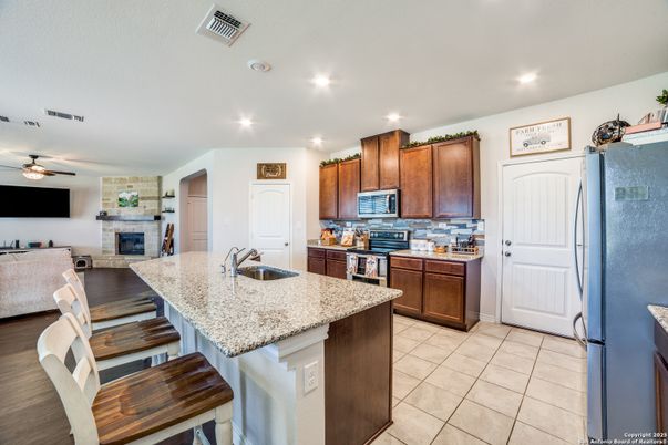 Fireplace, Interior, Kitchen, Recessed Lighting