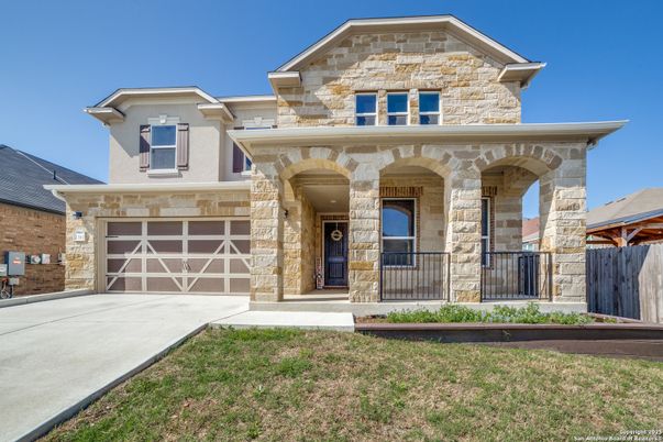 Attached, Exterior, Facade, Mediterranean