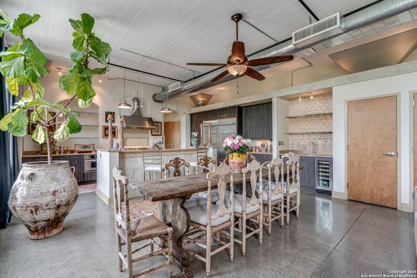 Dining room, Interior, Kitchen, Recessed Lighting