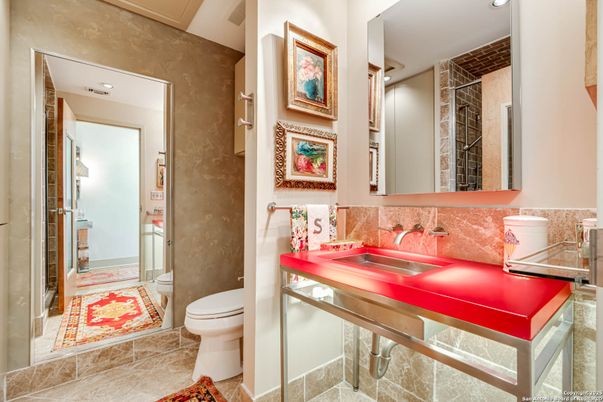 Bathroom, Interior, Recessed Lighting