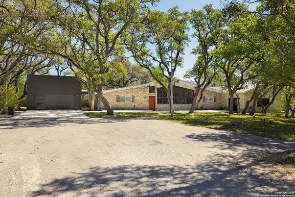 Backyard, Detached Garage, Exterior