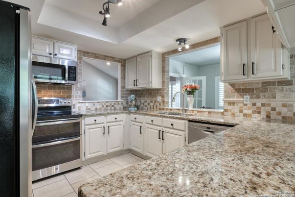 Interior, Kitchen, Stainless Steel Appliances