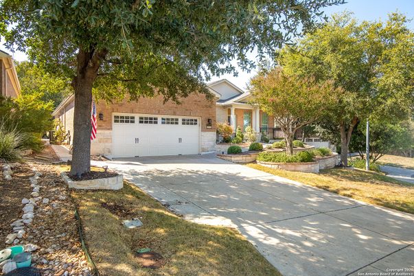 Attached, Exterior, Facade, Brick Facade, Ranch