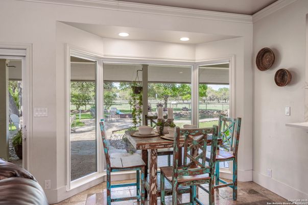 Dining room, Interior, Recessed Lighting