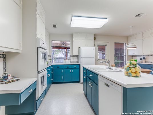 Interior, Kitchen, Pendant Lights