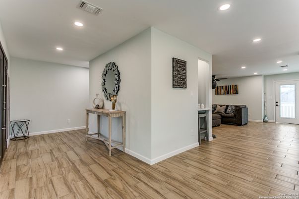 Interior, Recessed Lighting, Wood Texture Flooring