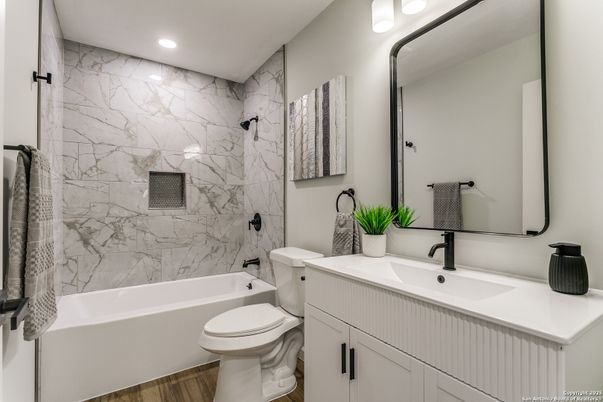 Bathroom, Interior, Marble Walls, Recessed Lighting, Wood Texture Flooring