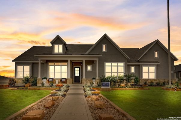 Exterior, Facade, Farmhouse