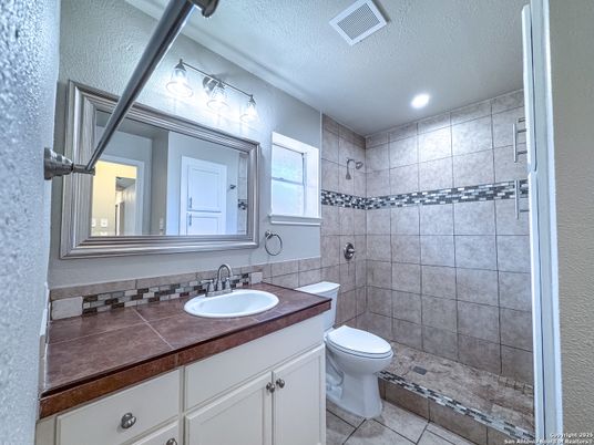 Bathroom, Interior, Recessed Lighting, Tile Countertops
