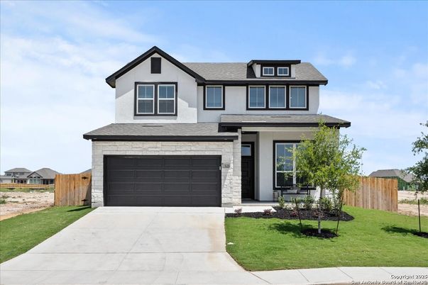 Attached, Exterior, Facade, Farmhouse