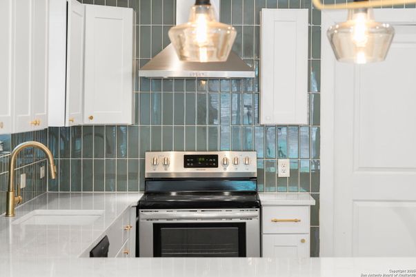 Interior, Kitchen, Stainless Steel Appliances
