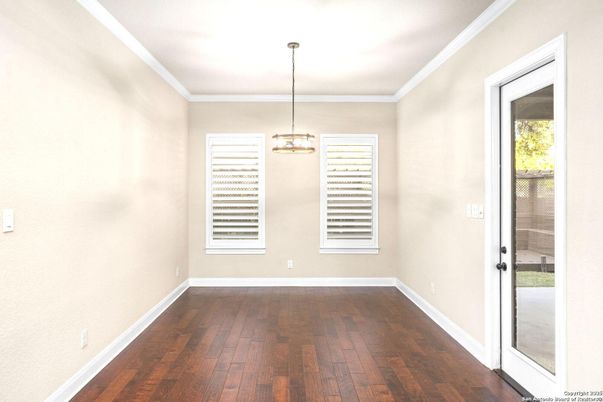 Empty room, Interior, Pendant Lights, Wood Texture Flooring