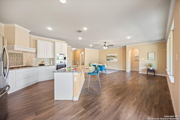 Interior, Kitchen, Recessed Lighting, Wood Texture Flooring