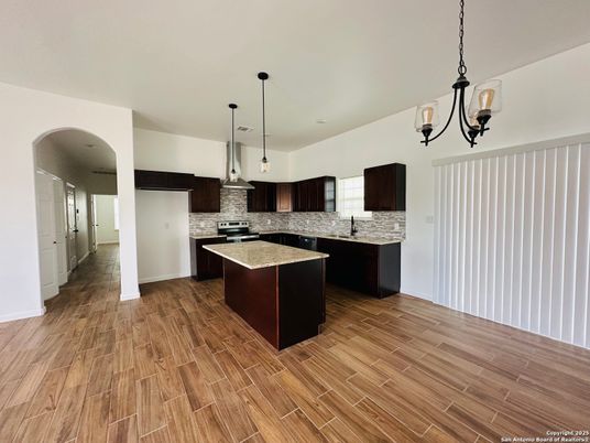 Interior, Kitchen, Pendant Lights, Wood Texture Flooring